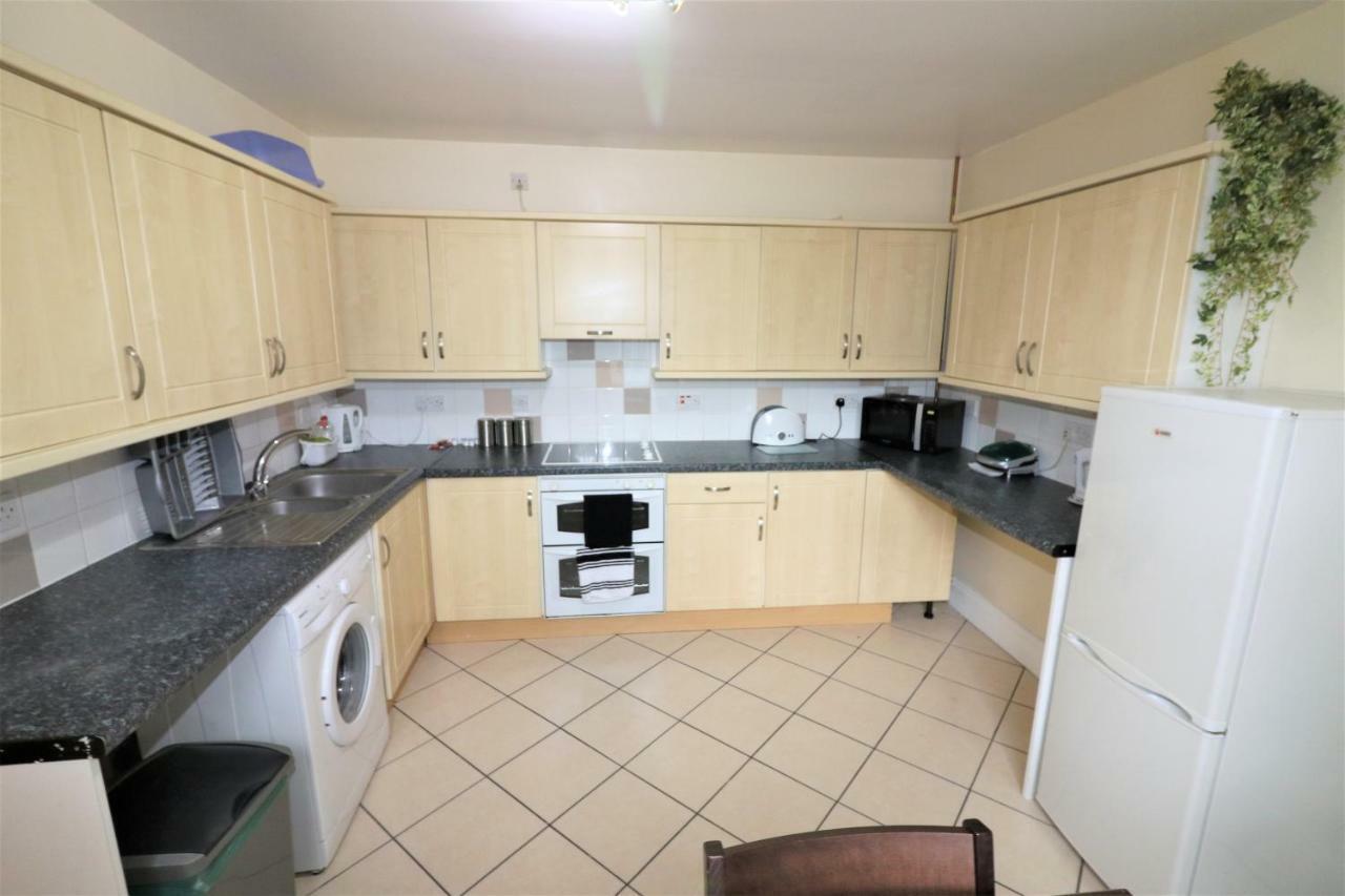 Marley Mansion Apartments - Borough Биркенхед Екстериор снимка