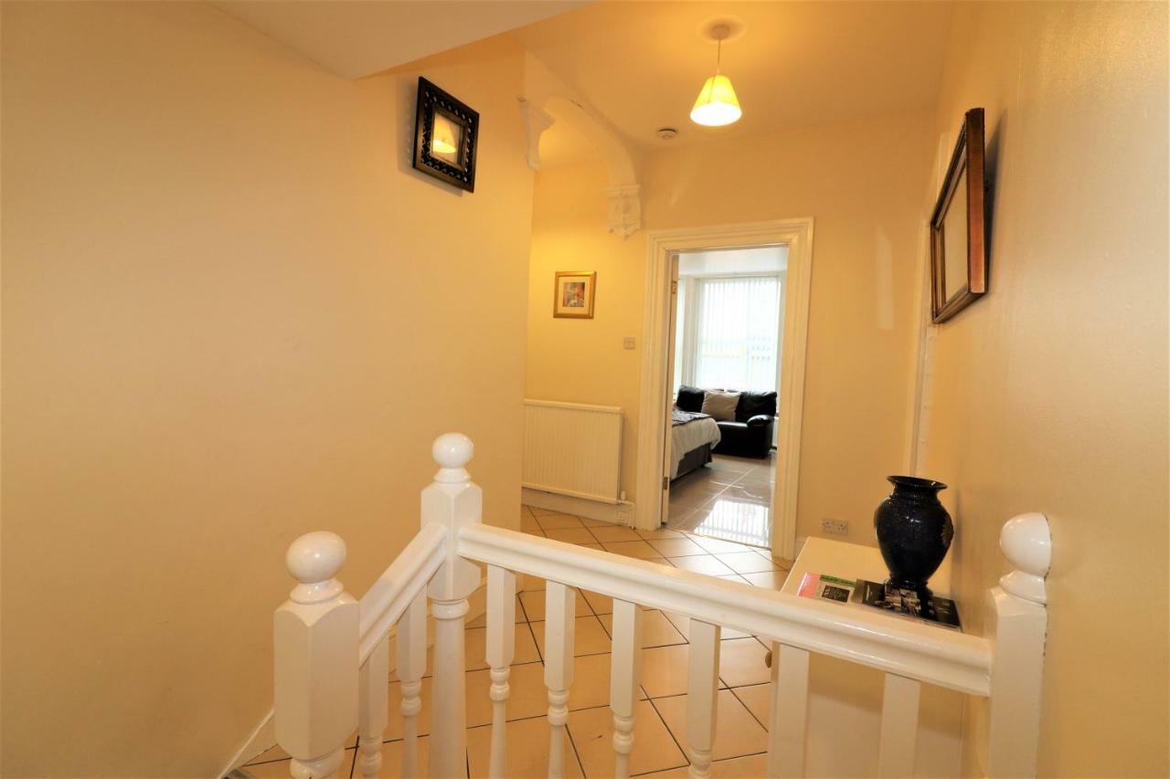 Marley Mansion Apartments - Borough Биркенхед Екстериор снимка