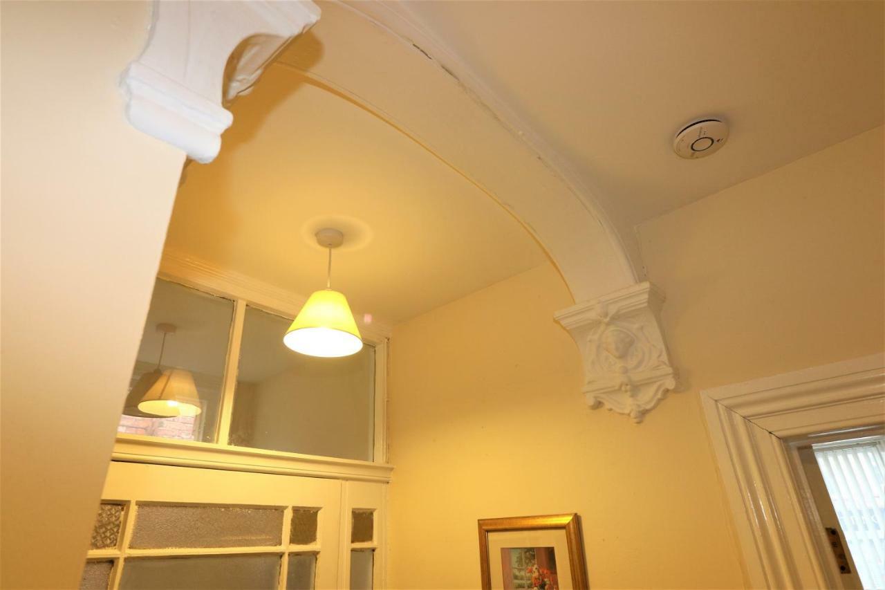 Marley Mansion Apartments - Borough Биркенхед Екстериор снимка